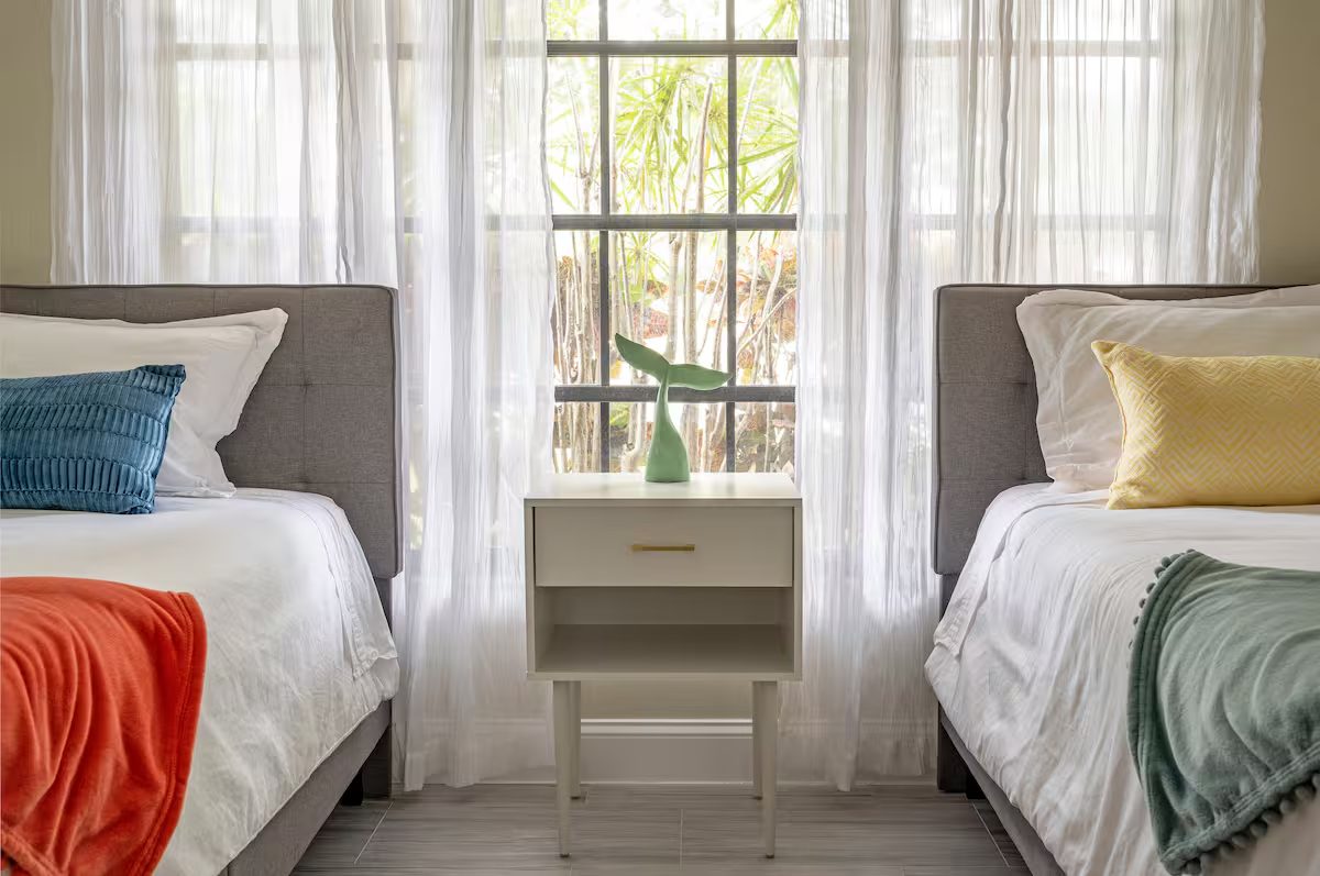 Twin bedroom at Mi Casa Sarasota family vacation rental Sarasota FL